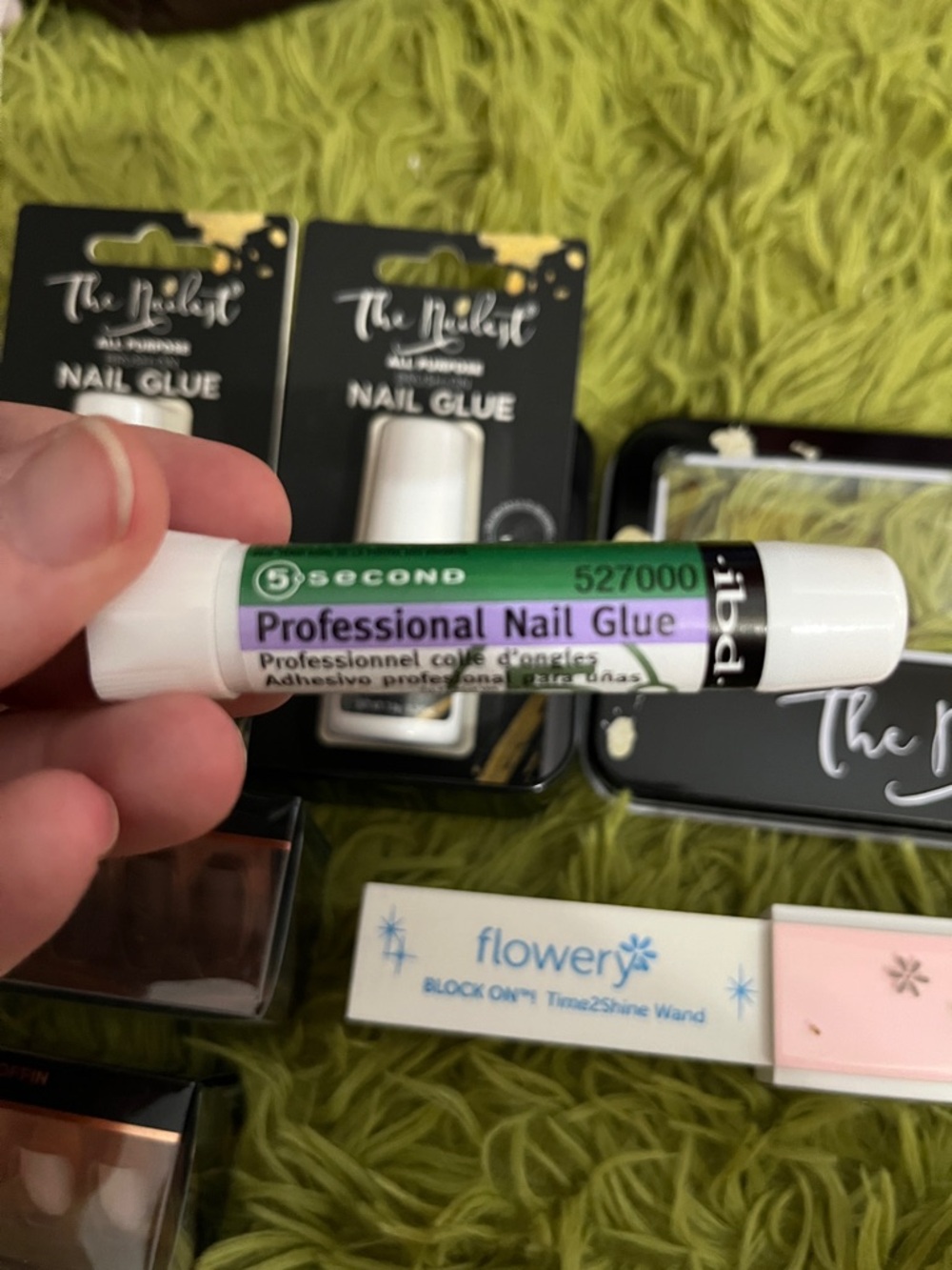 Nail Bundle - Two Full Sets/4XNail Glue - Picture 8 of 9